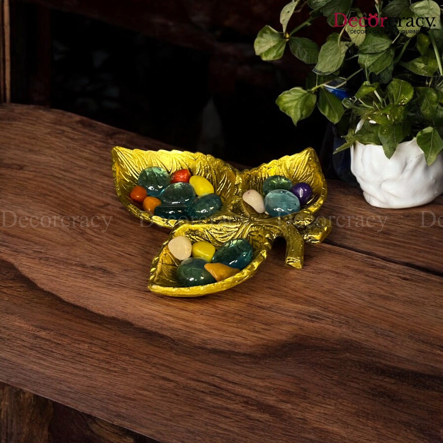 3 Leaf Serving Tray Metal golden