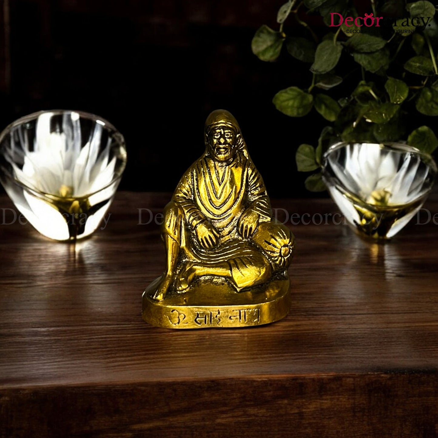 Sai Baba Sitting Metal golden
