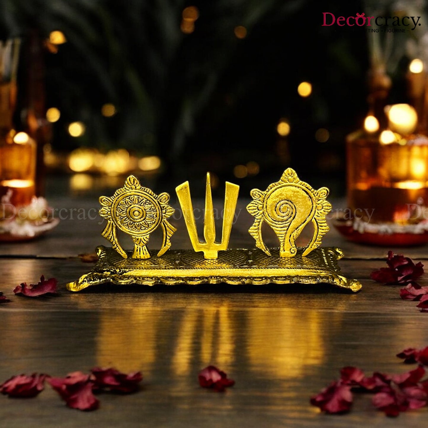 Shanku Chakra Namam Showpiece Metal golden