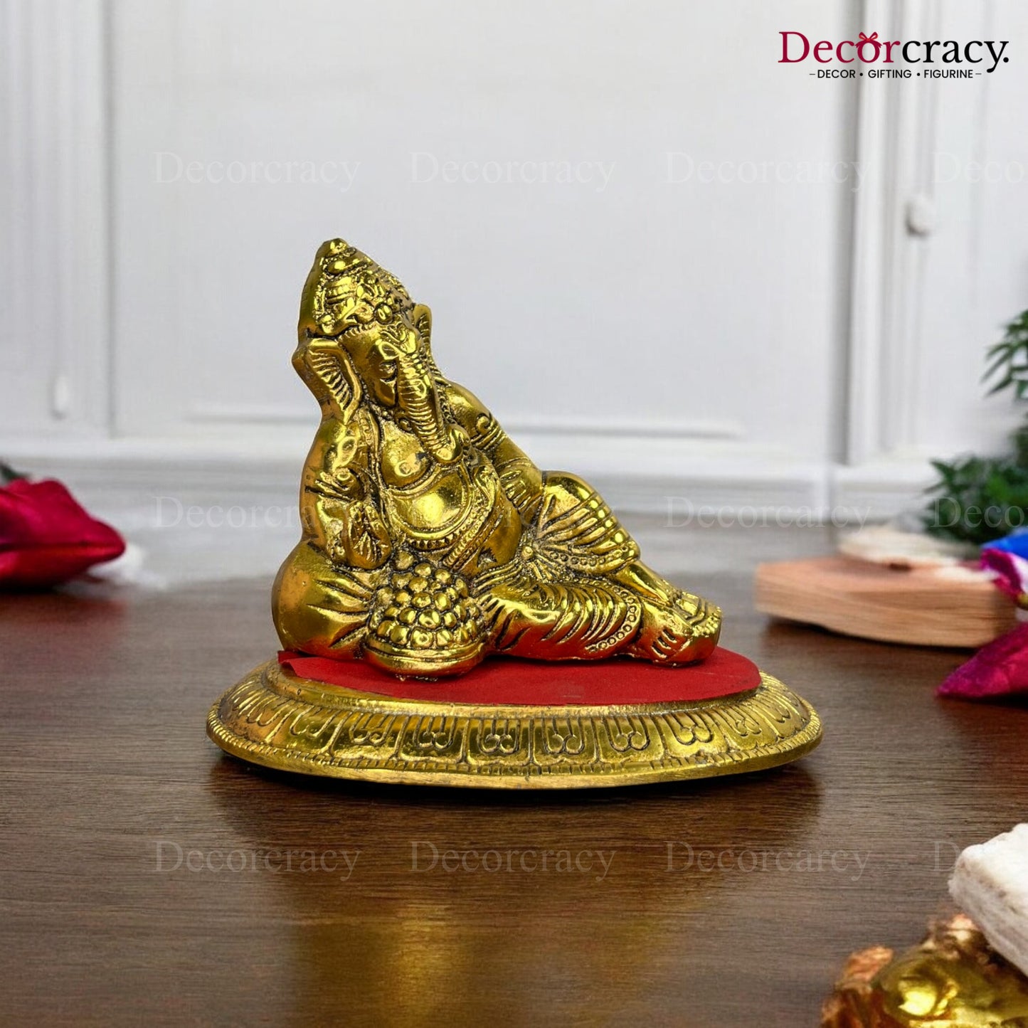 Relax Ganesh Aaram Idol Metal golden
