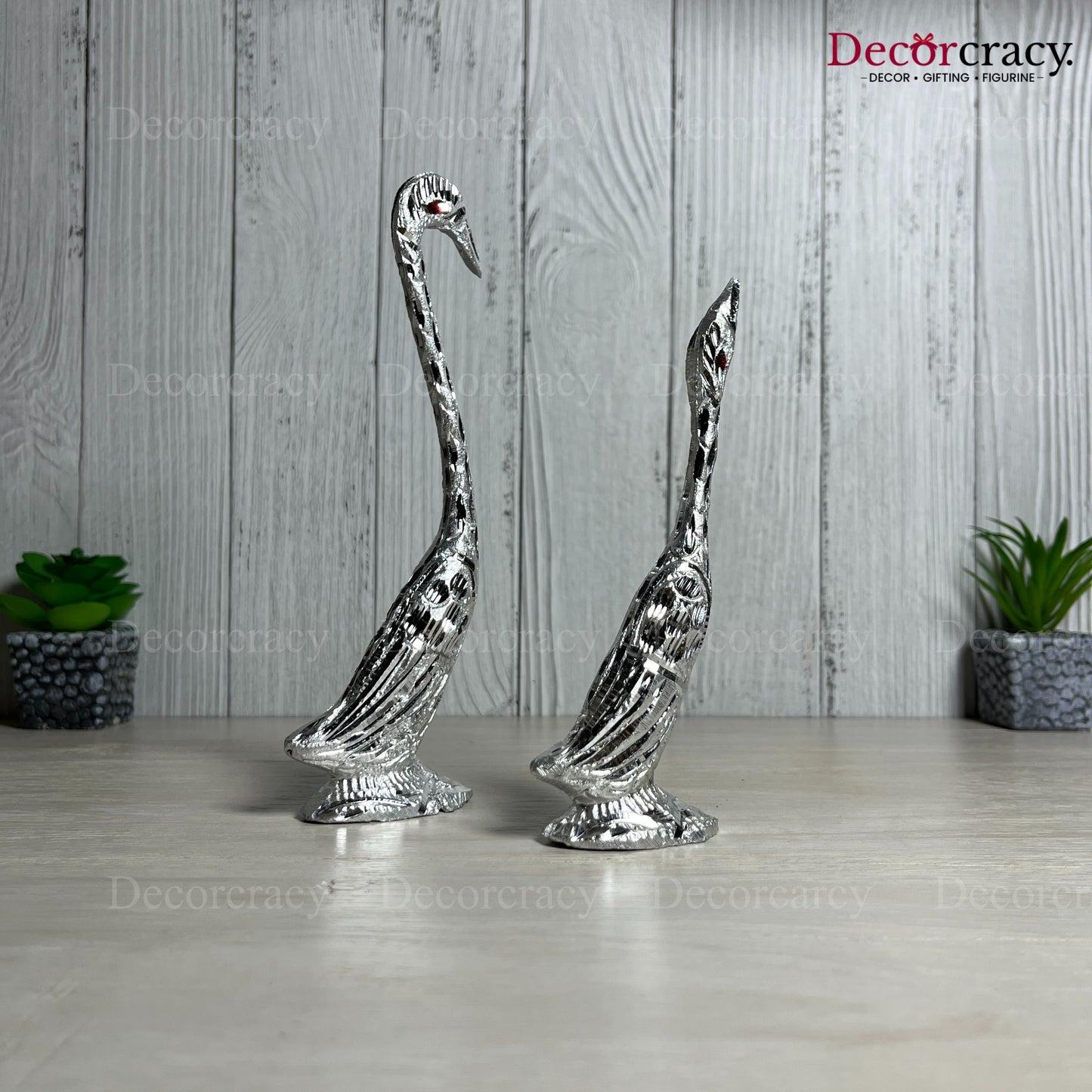 Silver Kissing Swan Couple Aluminium Metal Love Birds Romantic Home Décor