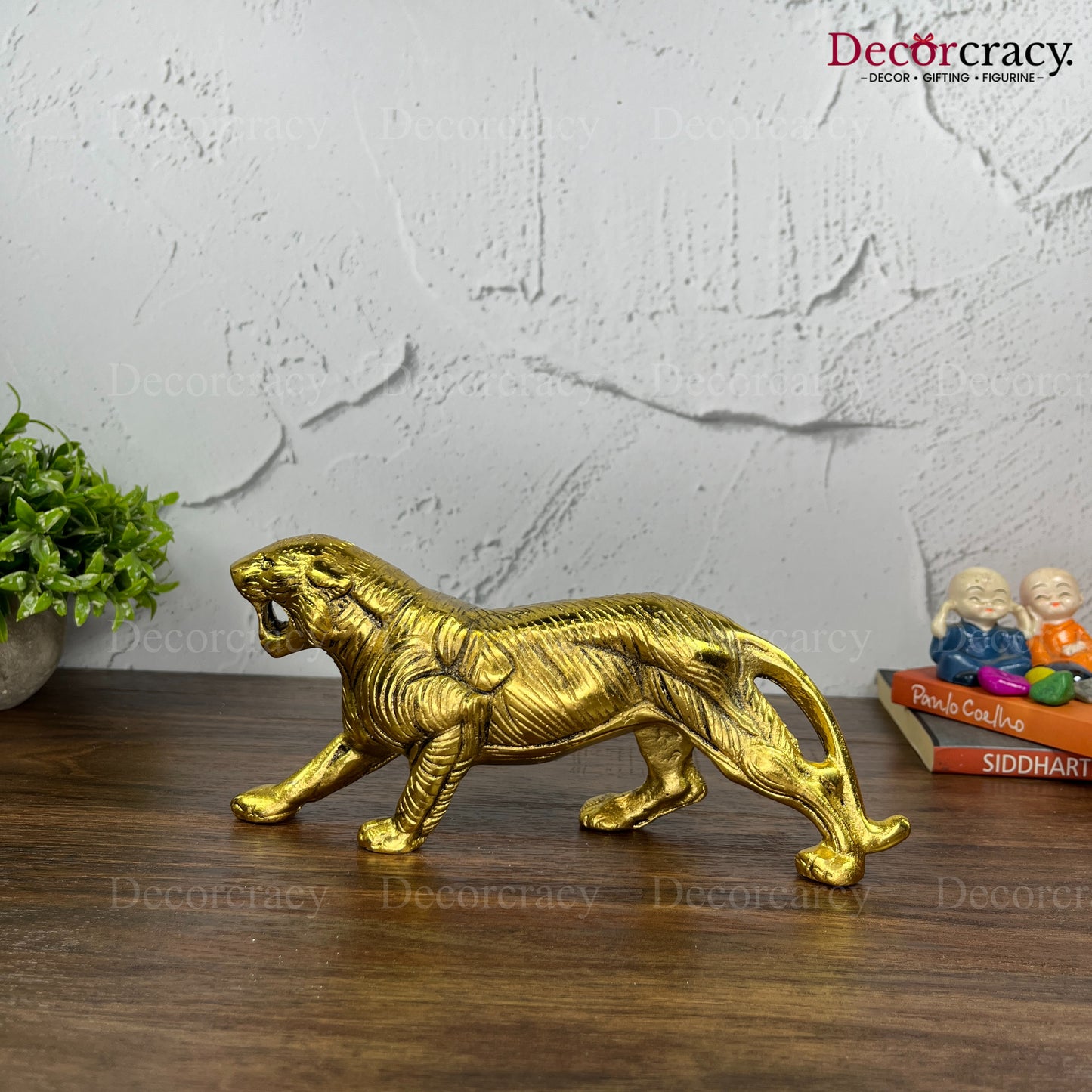 Lion Metal golden