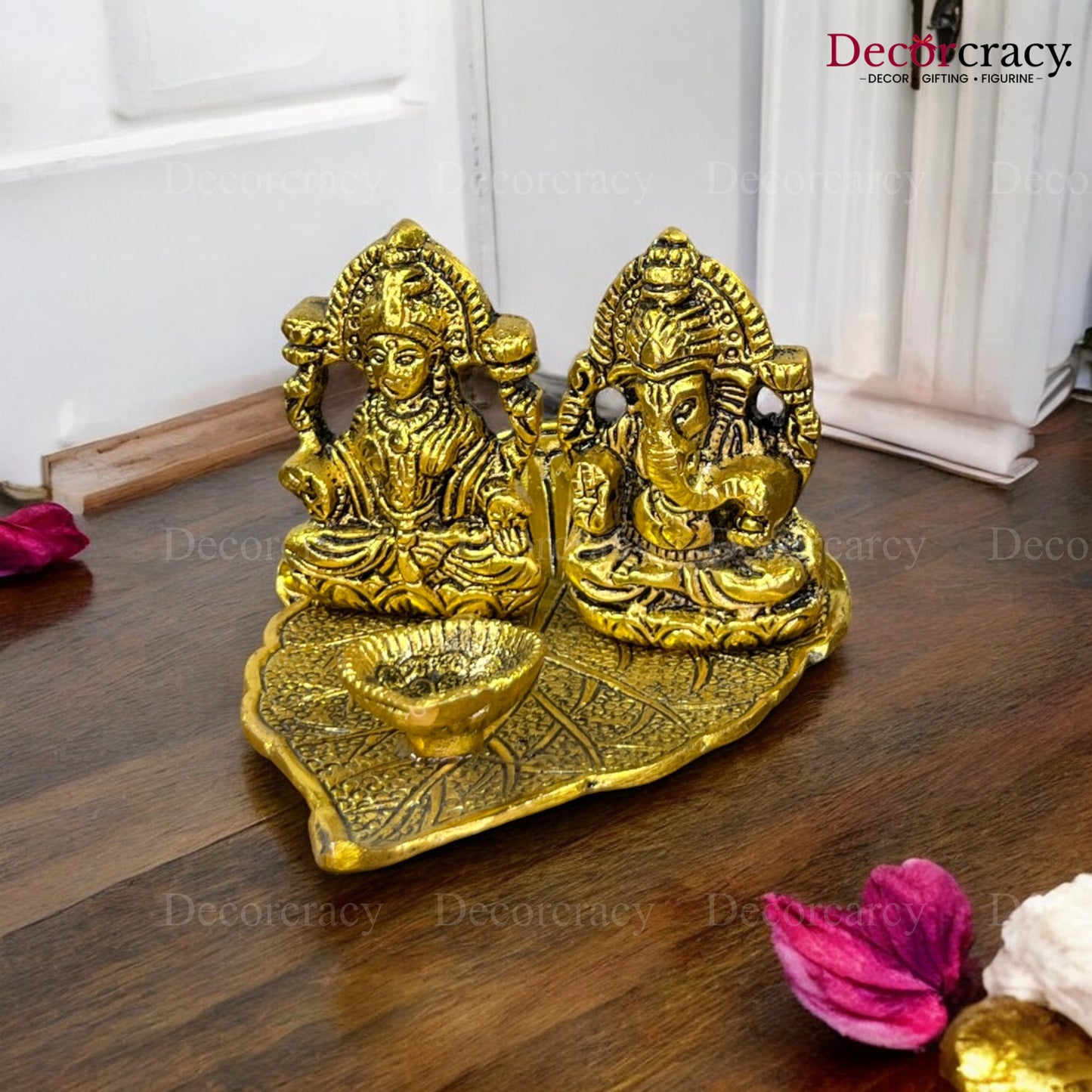 Shree Lakshmi Ganesh Patta Deepak Metal golden