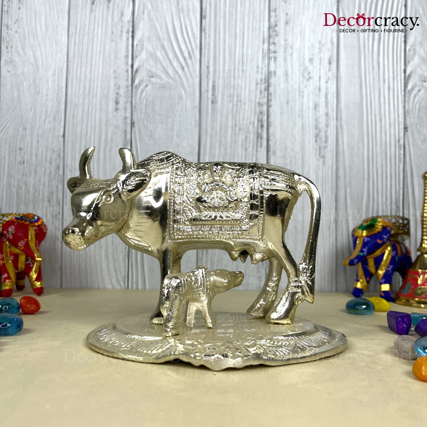 Kaamdhenu Guy Laxmi Ganesh incarved Metal silver Medium