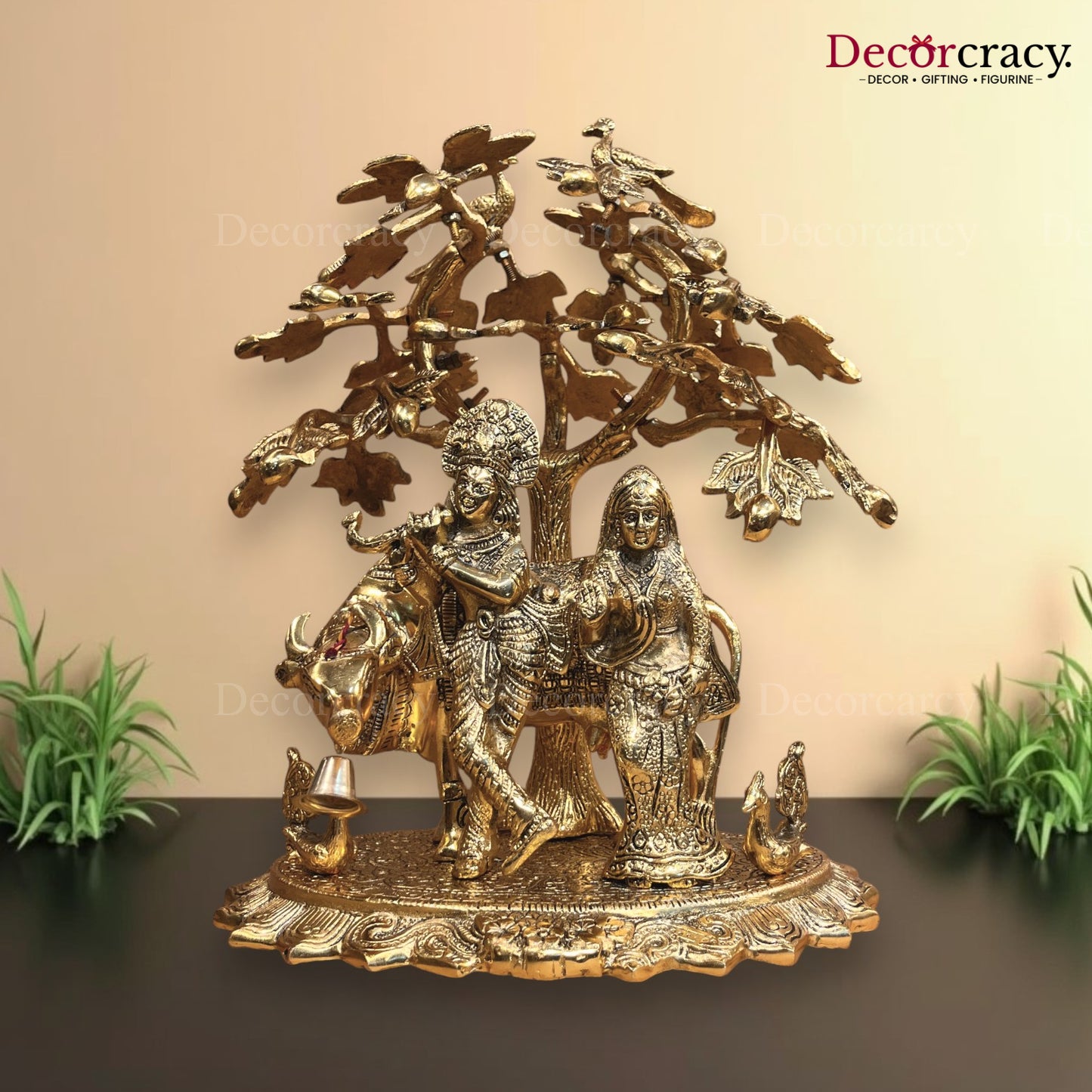 Radha Krishna guy Tree Metal golden