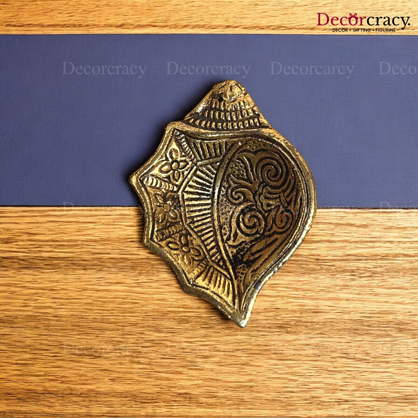 Shank Deepak Metal golden