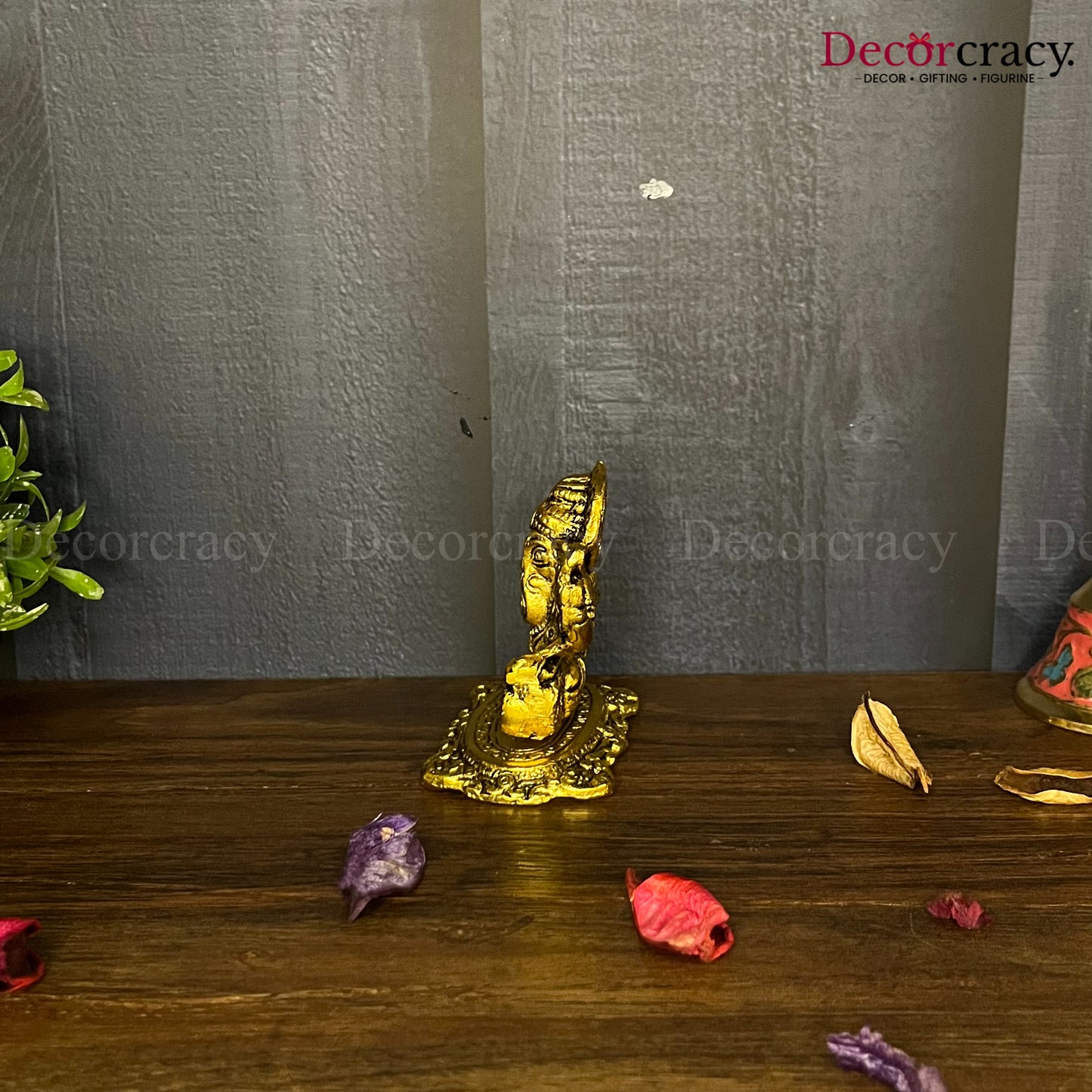 Shree Ganesh Idol Reading Metal golden