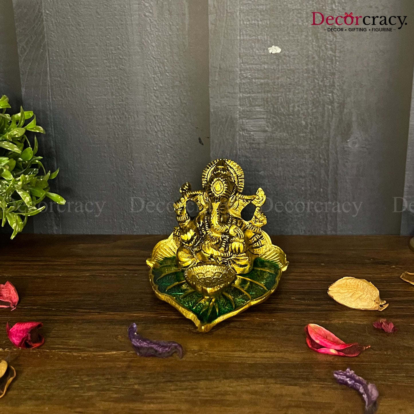 Shree Ganesh Diya Deepak on Green Leaf patta ganesh Metal golden