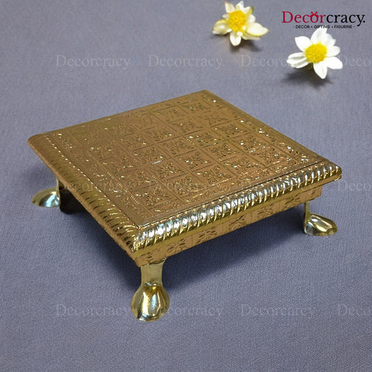 Rajwadi Chowki Patla 6" Wooden golden