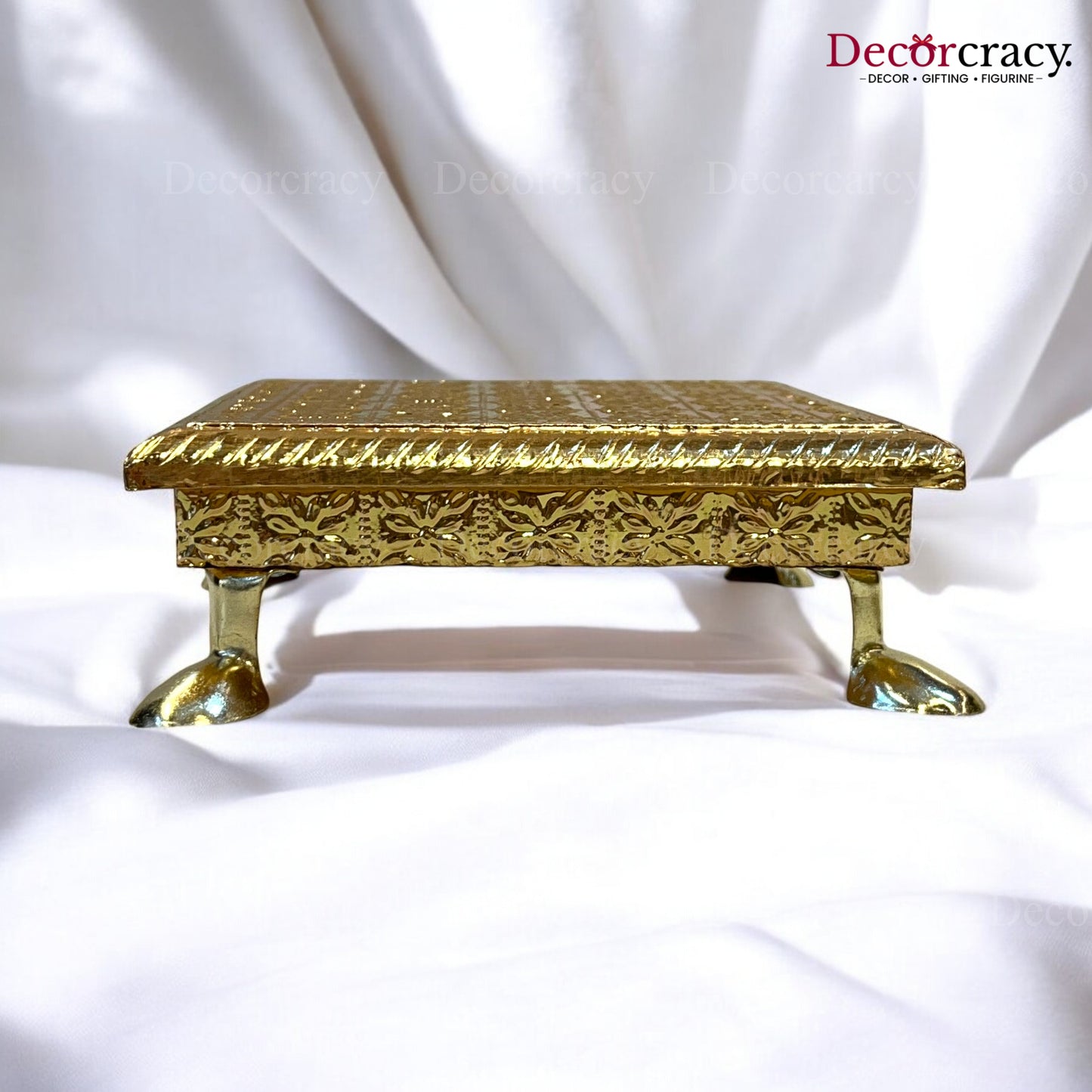Rajwadi Chowki Patla 6" Wooden golden