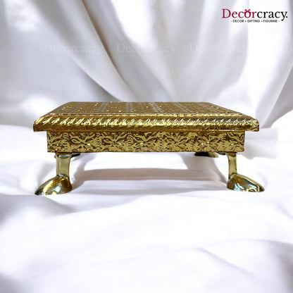 Rajwadi Chowki Patla 6" Wooden golden