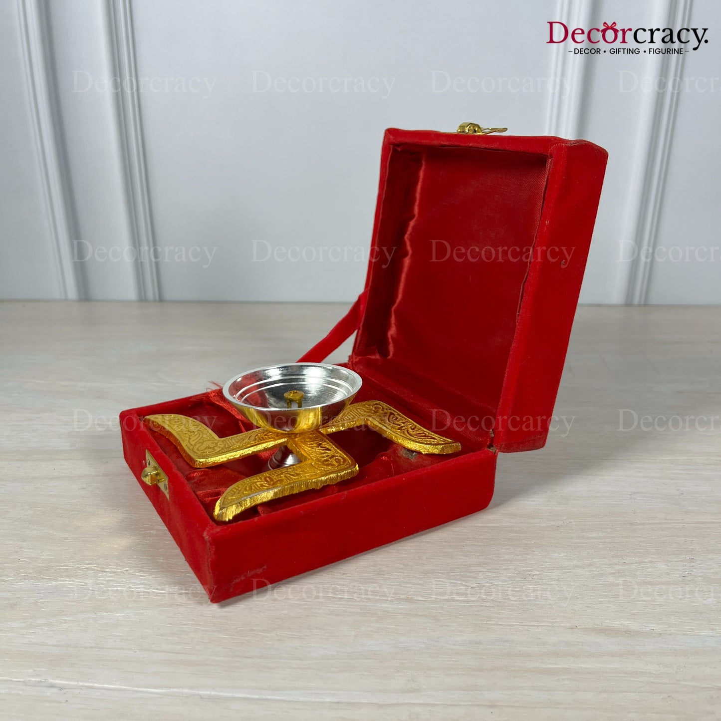 Swastik Deepak Velvet box Metal Set