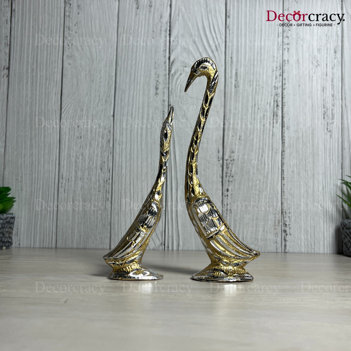 Golden Kissing Swan Couple Aluminium Metal Love Birds Romantic Home Décor8"