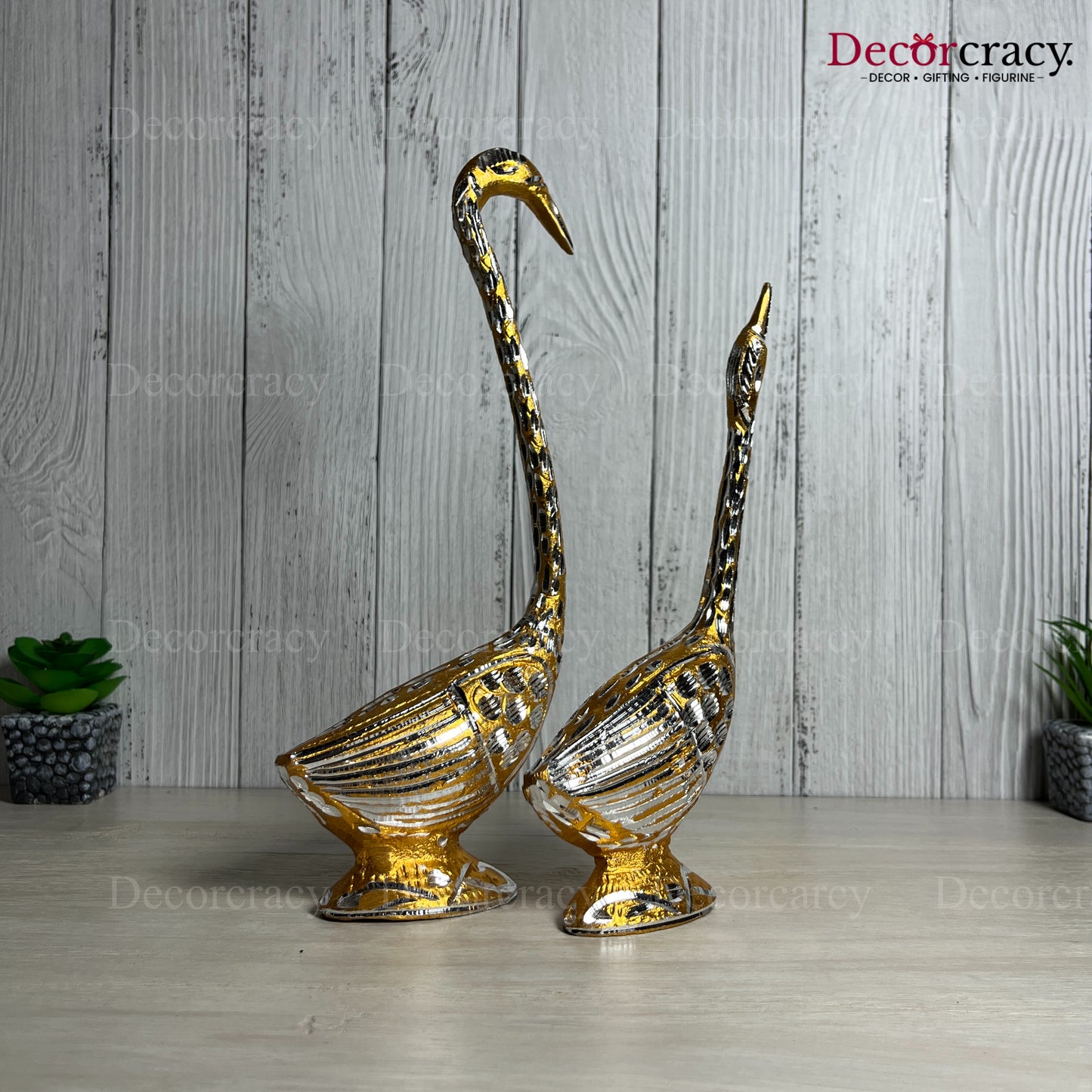Golden Kissing Swan Couple Aluminium Metal Love Birds Romantic Home Décor11"