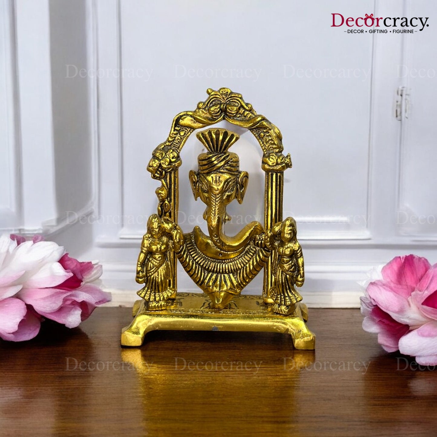 Shree Ganesh Riddhi Siddhi Mehraab Idol Metal golden