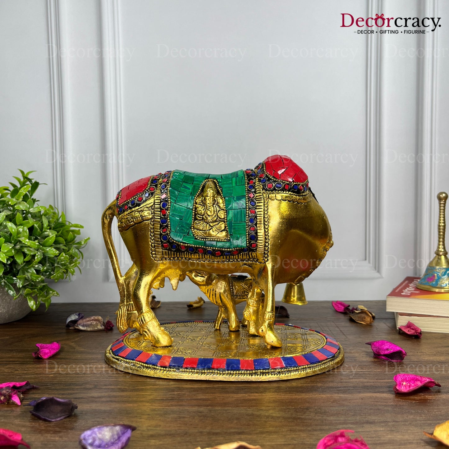 Kaamdhenu Guy Laxmi Ganesh incarved Metal Multicolor