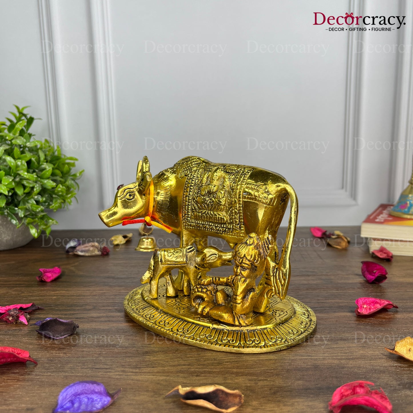 Laddu Gopal Kaamdhenu Guy Laxmi Ganesh incarved Metal golden
