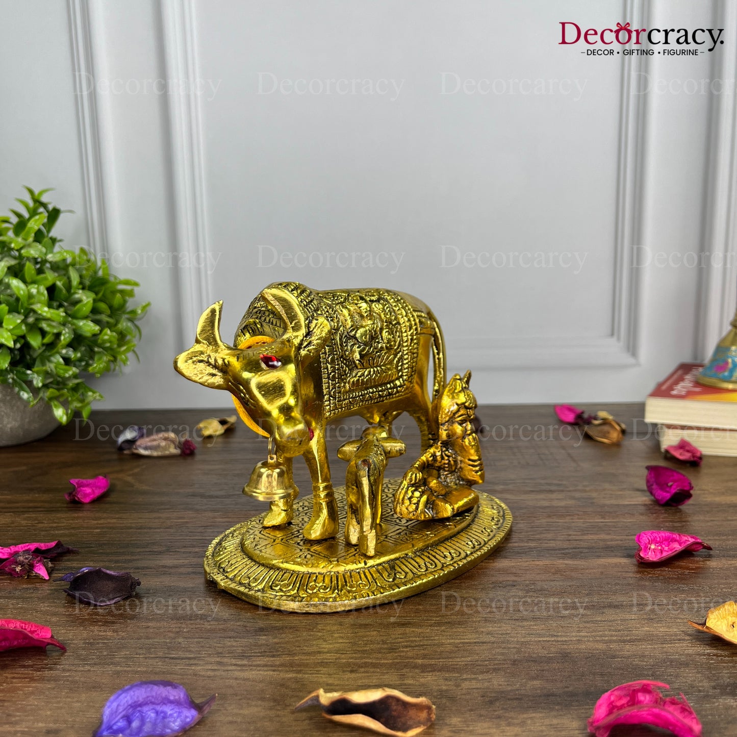 Laddu Gopal Kaamdhenu Guy Laxmi Ganesh incarved Metal golden