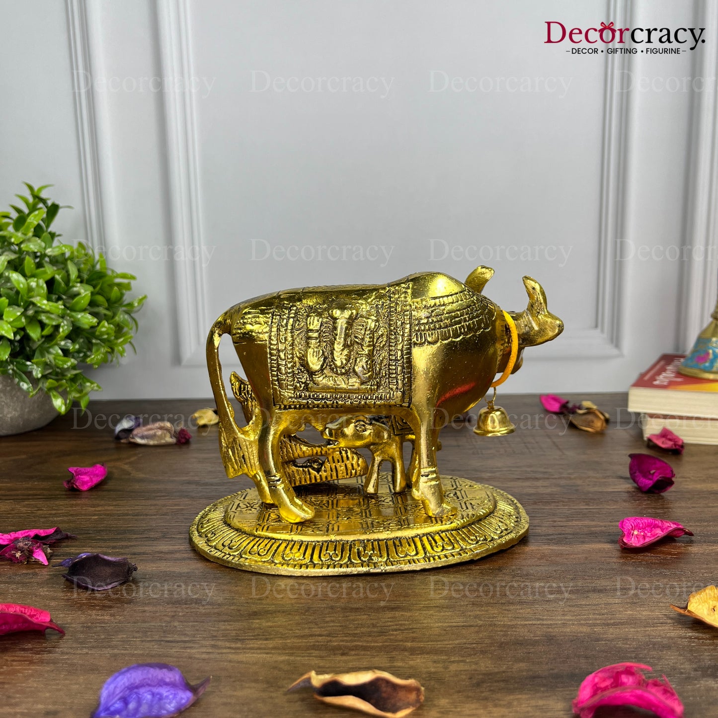 Laddu Gopal Kaamdhenu Guy Laxmi Ganesh incarved Metal golden