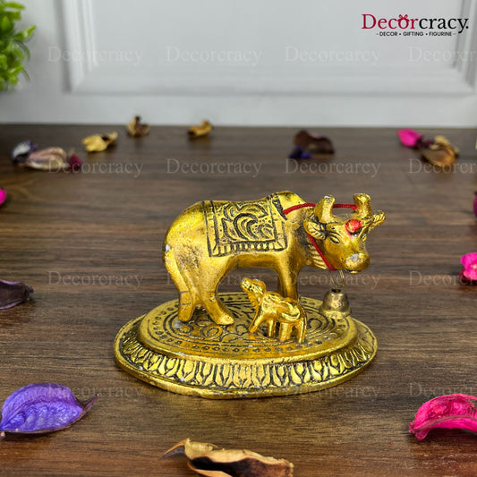 Kaamdhenu Guy Metal golden